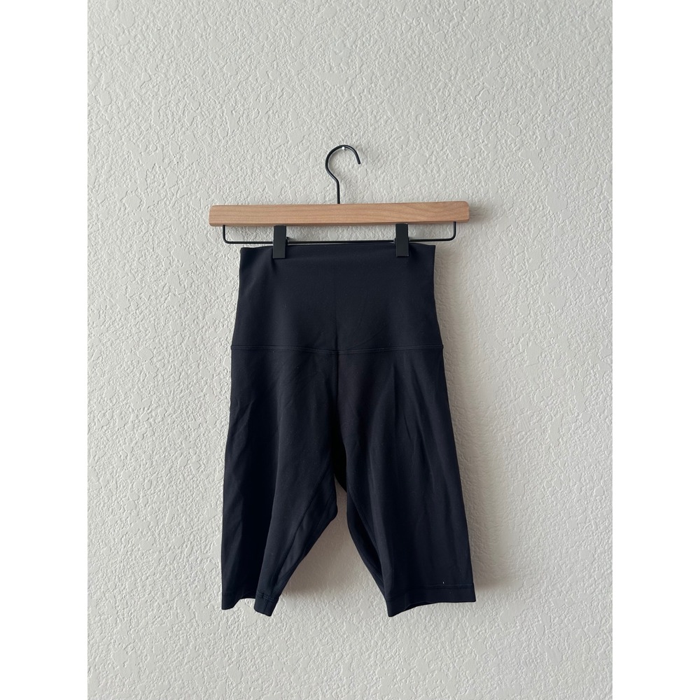 Lululemon High Rise Black Biker Shorts Women's Size 4 Athletic